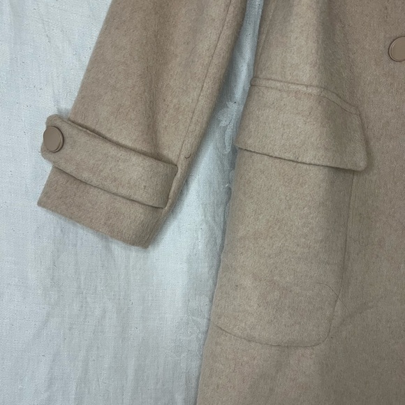 A Loves A wool coat - Picture 4 of 6